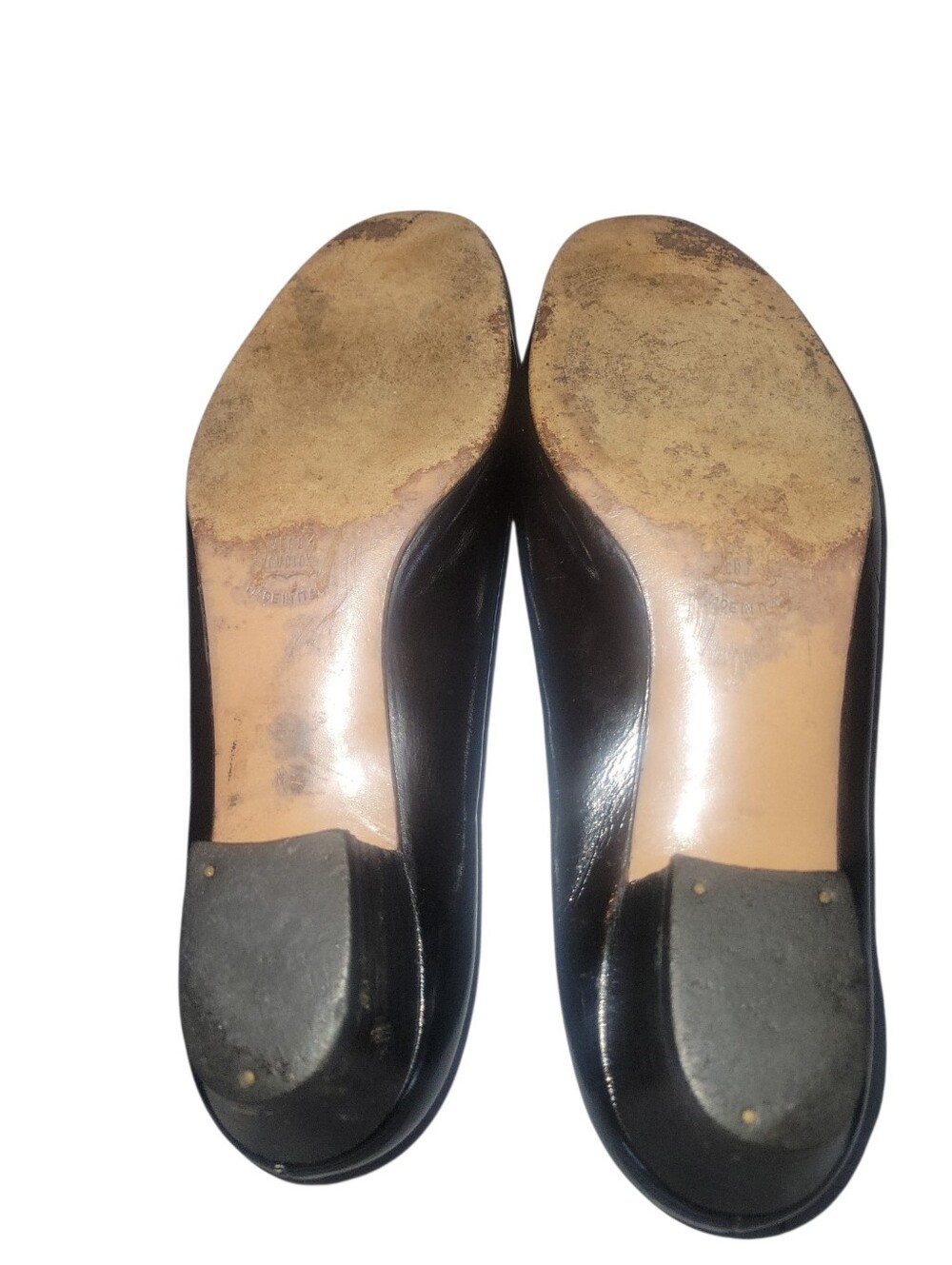 Salvatore Ferragamo Classic Leather Black Women's Vara Block Heel Pumps S… - Picture 4 of 8